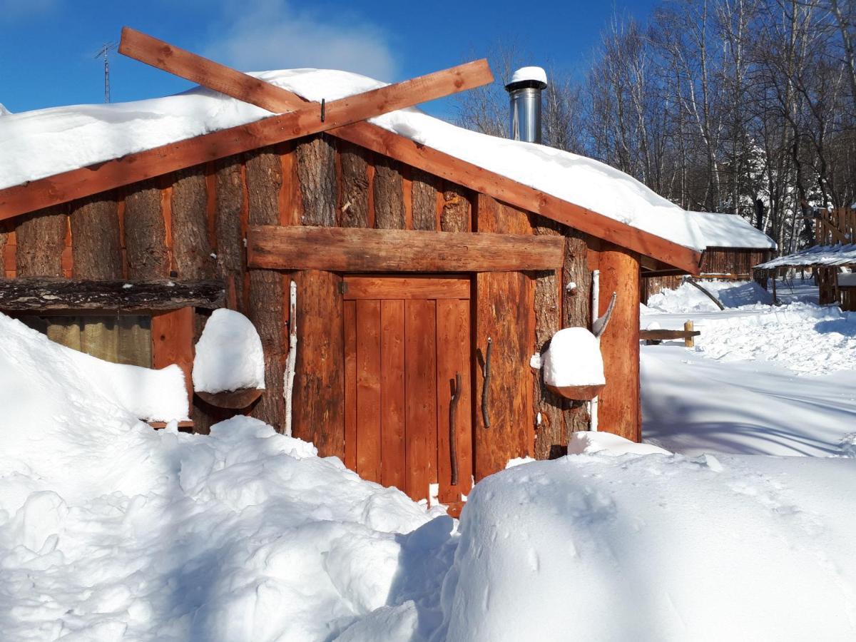 Hebergement De La Montagne St-Roch Saint Roch de Mekinac Exterior foto